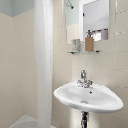Joli De 12m2 Entre & Pistes De Apartament