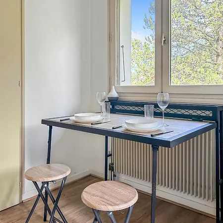 Joli De 12m2 Entre & Pistes De