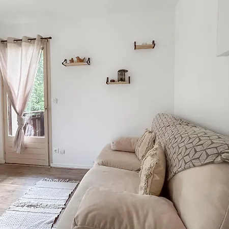 Joli De 12m2 Entre & Pistes De